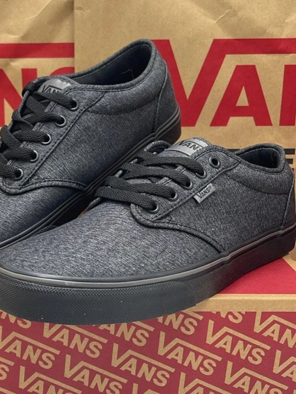 Vans Men's Atwood Varsity Textile Black Skate Shoes  Men’s Size 11.5